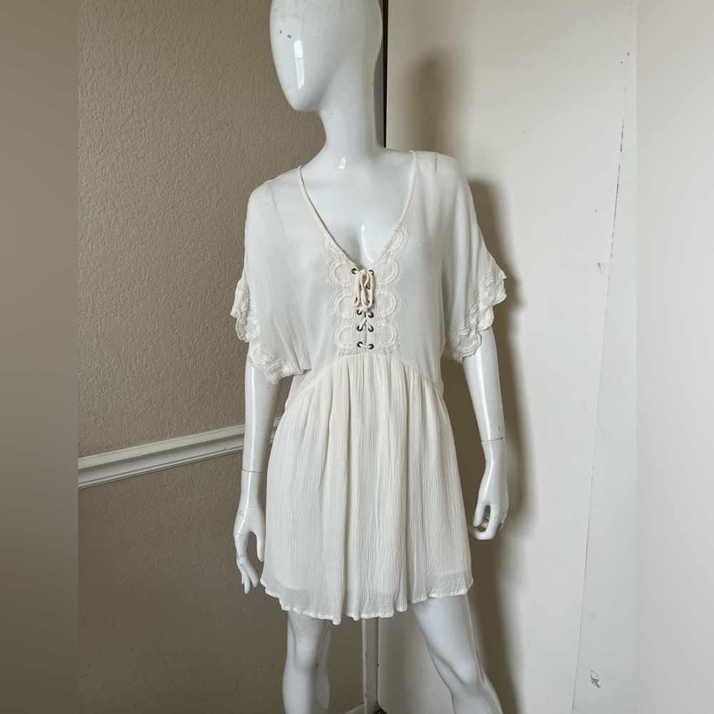 AMUSE SOCIETY NEW! Ivory Viscose Boho Peasant Dress w/ Lace-Up Neckline Sz S
